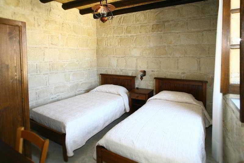 Leonidas Village Houses Goudhi Exteriör bild