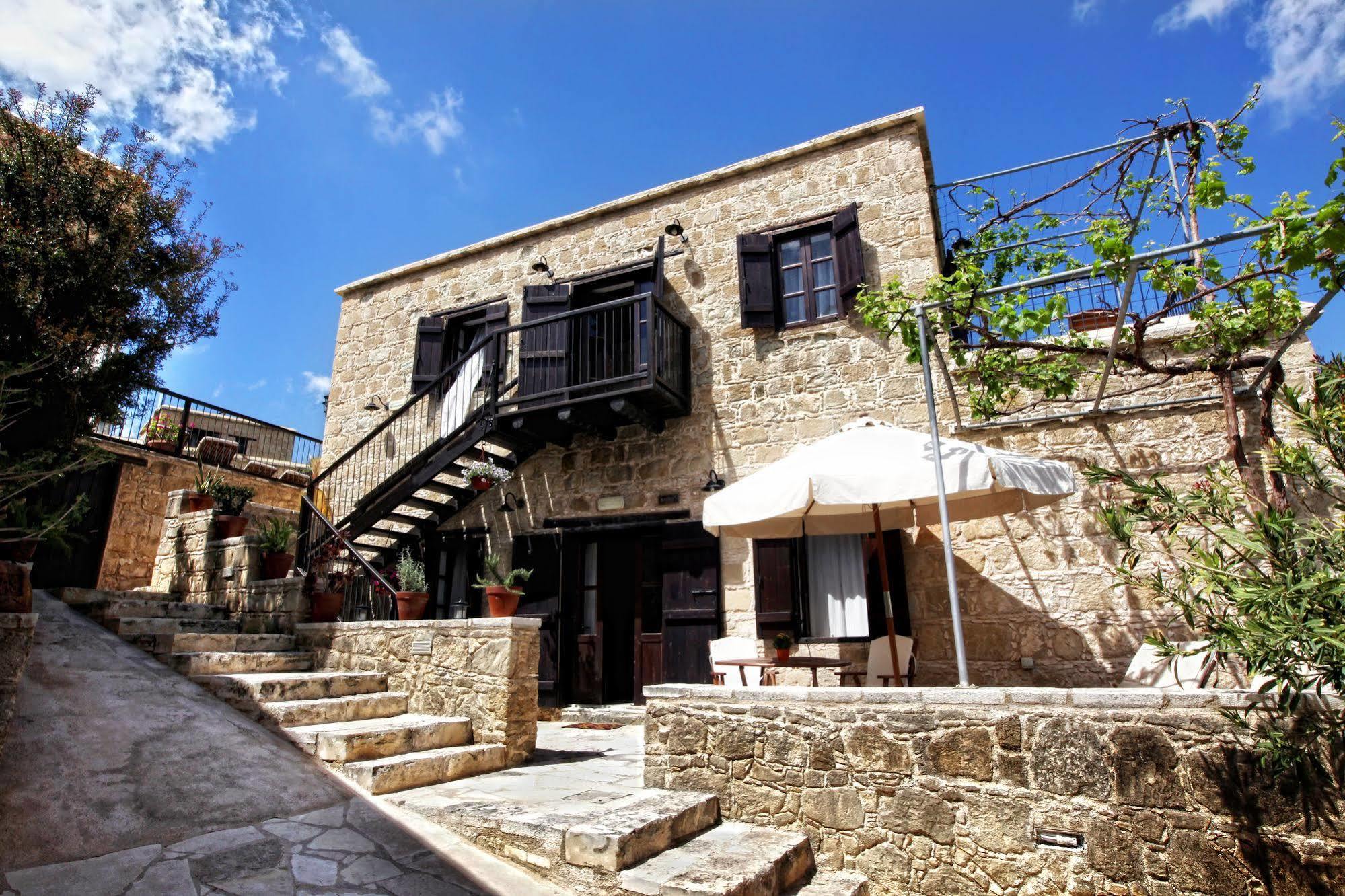 Leonidas Village Houses Goudhi Exteriör bild