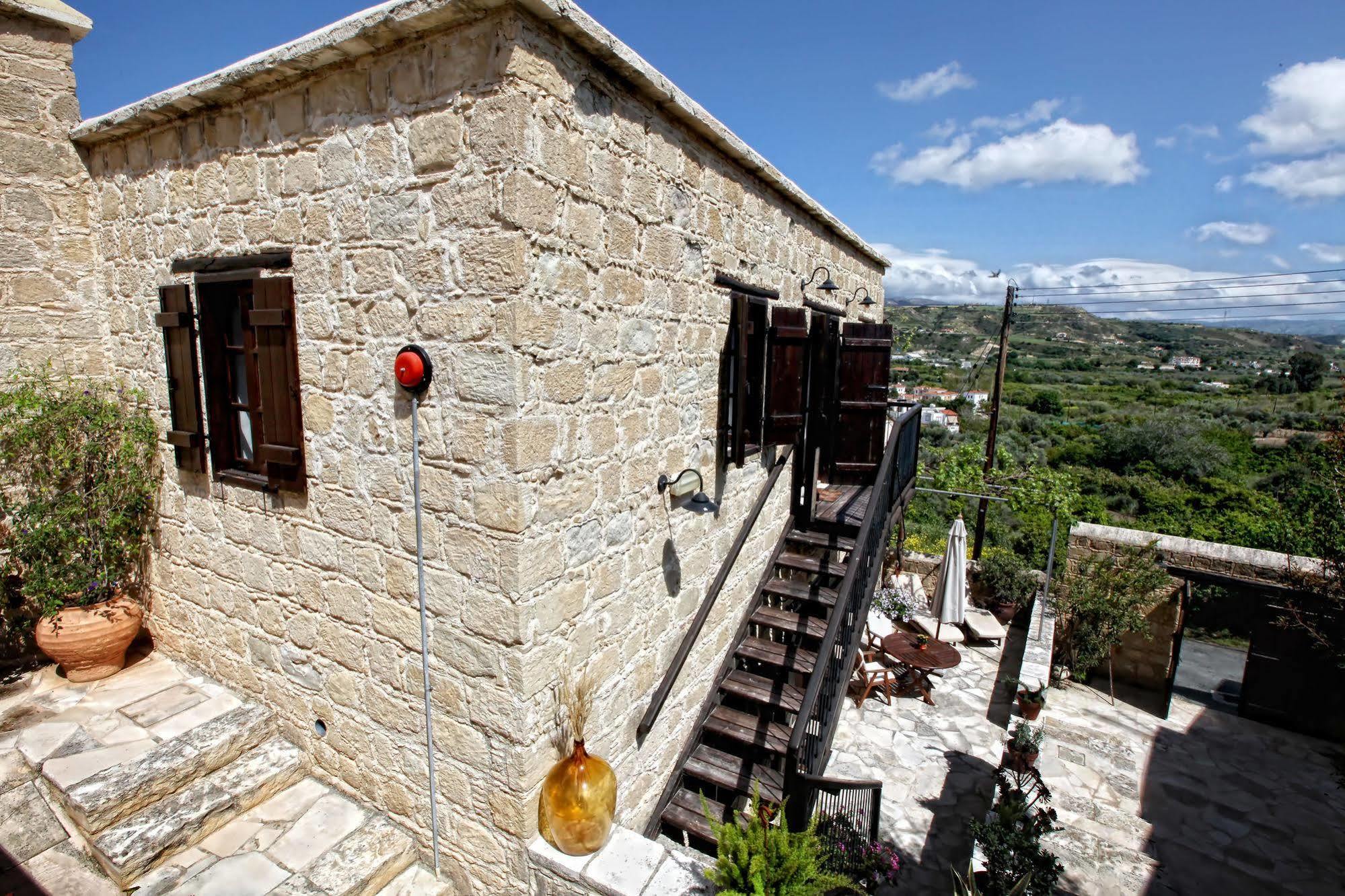 Leonidas Village Houses Goudhi Exteriör bild
