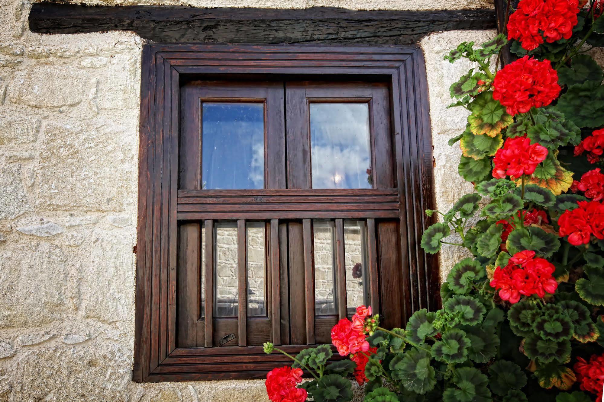 Leonidas Village Houses Goudhi Exteriör bild